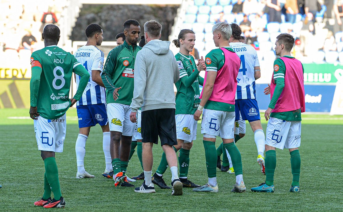 ​EIF antaa pelaajille näyttöpaikkoja cupin ottelussa SalPaa vastaan