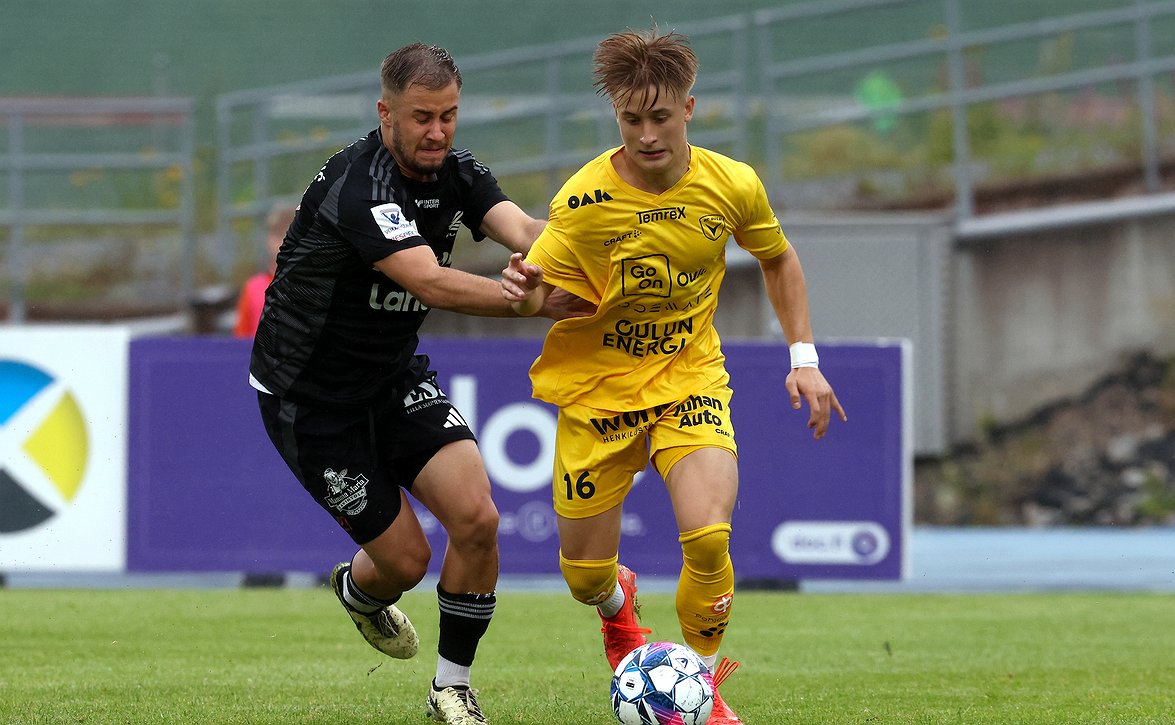 AC Oulu haki tärkeät pisteet Lahdesta (FC Lahti-AC Oulu 1-2)