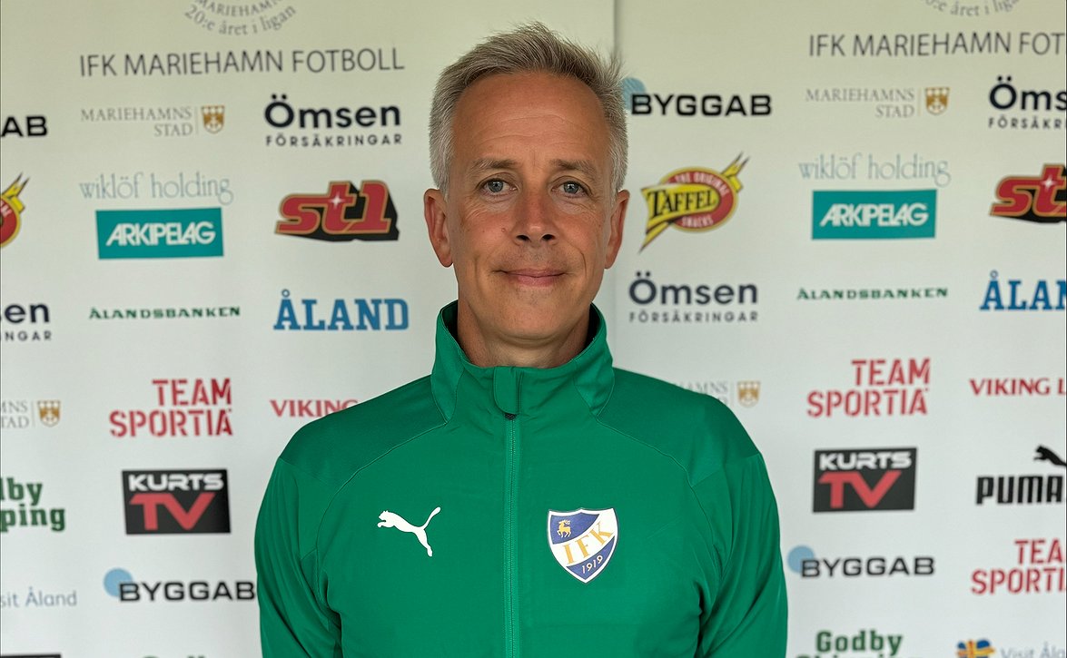 www.veikkausliiga.com